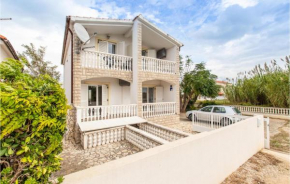 2 Bedroom Stunning Apartment In Nin